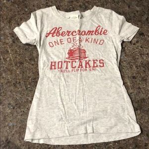 Abercrombie fitted tee